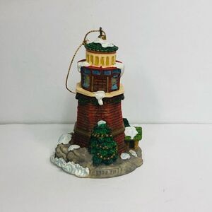 vintage 1996 lighthouse ornament plastic light weight 4 inches tall beach